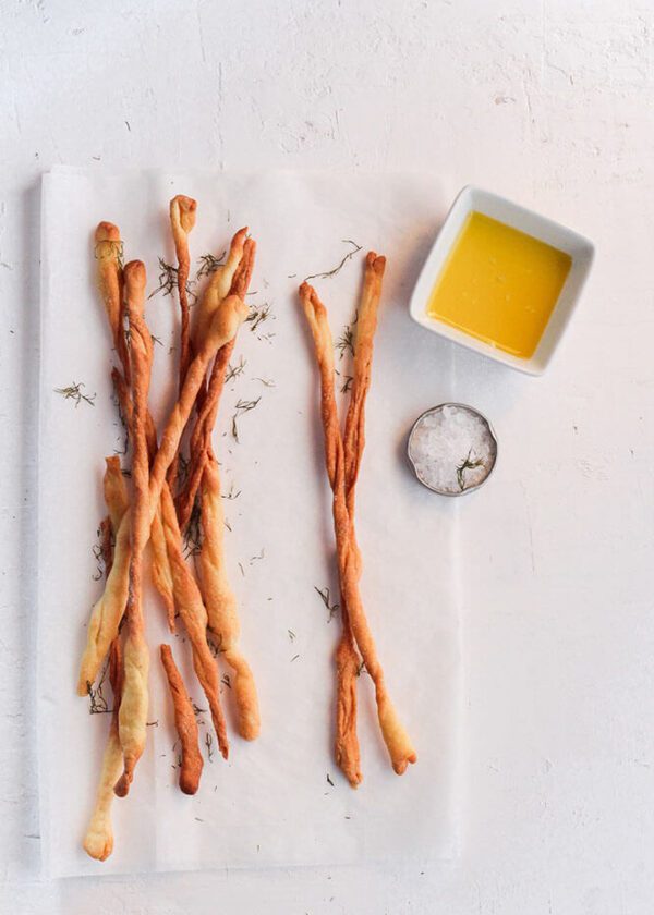 GRISSINI STIRATI AL TIMO