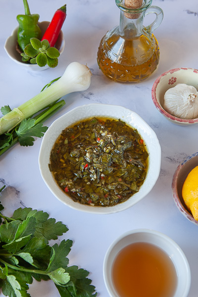 LA SALSA CHIMICHURRI