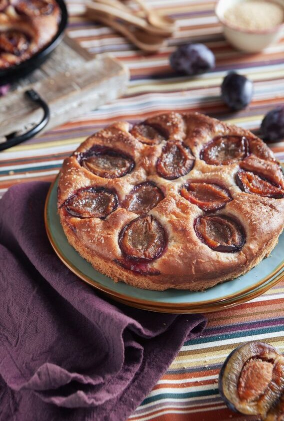 FOCACCIA DOLCE ALLE PRUGNE